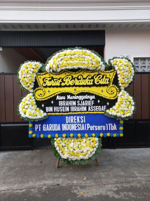 Papan Bunga Duka di Bandar Petalangan